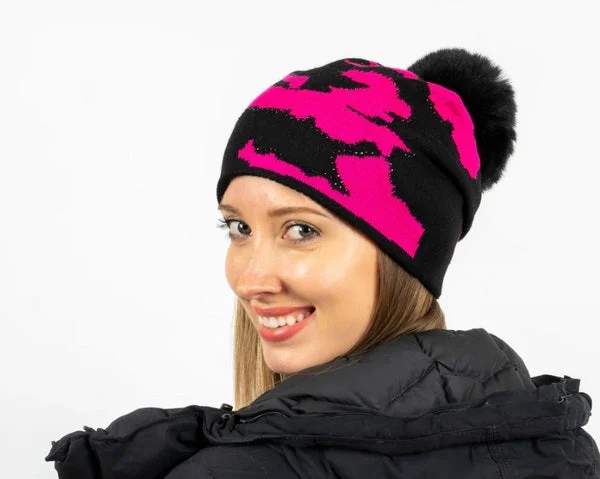 Fishing hook threading rack-Faux Pom Beanie