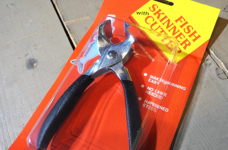 Fishing pliers with grip rack-Jackson Fish Skinner with Cutter